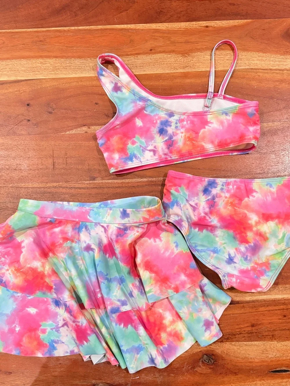 8LOT: Colorful Mixed Girls' Swimwear Bundle - Tropical & Floral Prints size 7/8